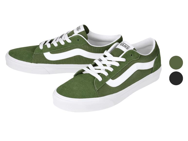 Grüne Low-Top-Sneaker mit weißen Schnürsenkeln und Streifen, weiße Sohle