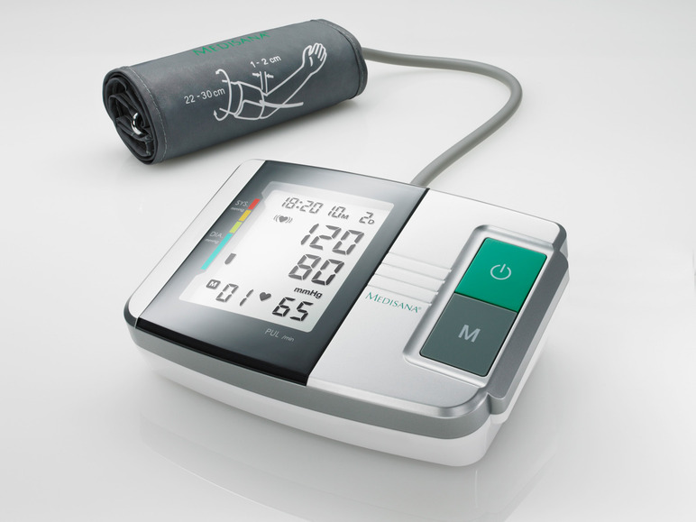 Ein digitales Blutdruckmessgerät von Medisana mit Manschette.