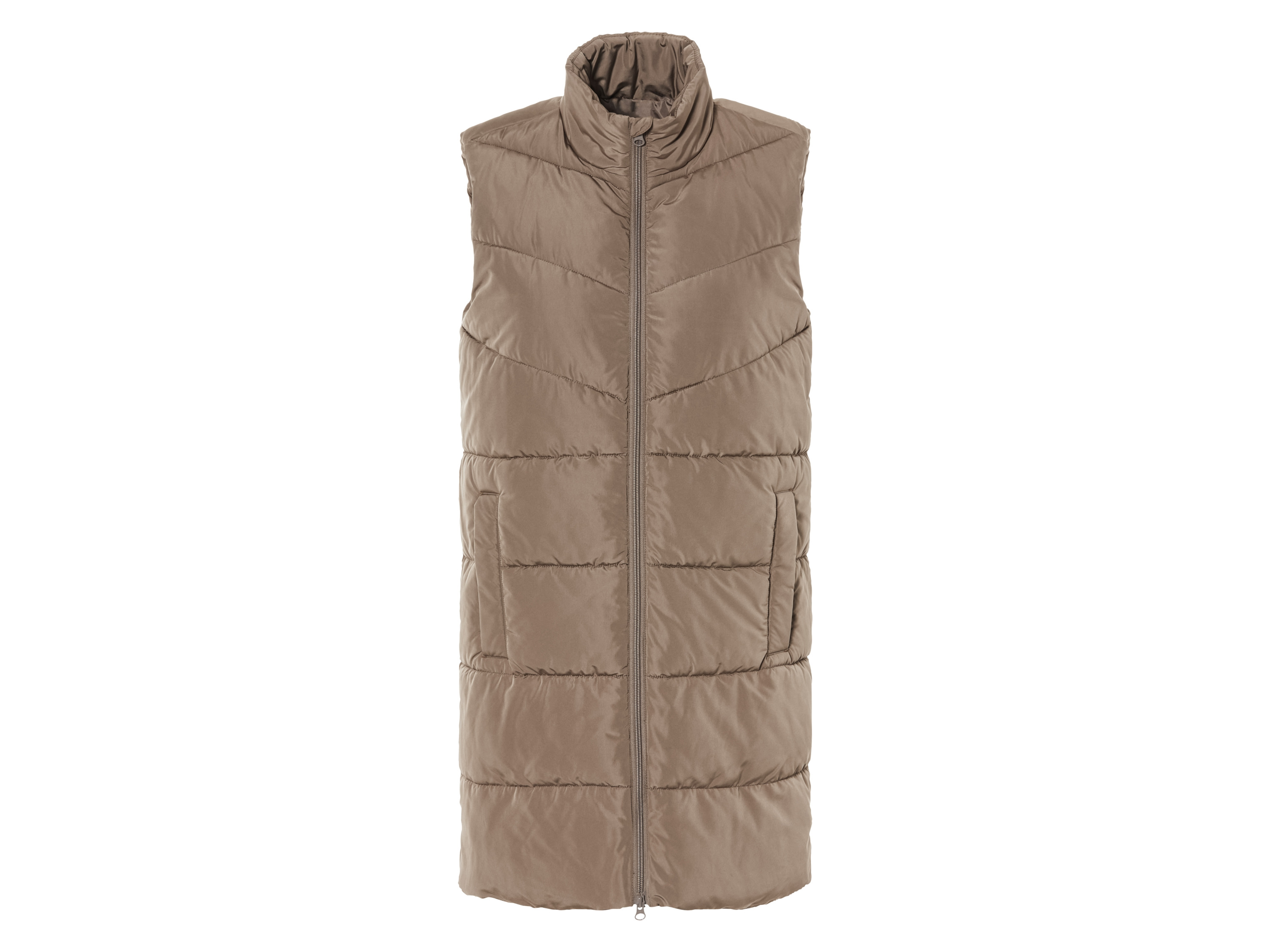 esmara® Damen Longweste (Braun, M (40/42))““ | seitliche Eingrifftaschen Schnitt: leger geschnitten Kragenform: mit hohem Stehkragen Material: Polyester recycelt Pflegehinweis: waschen bei max. 40 °C Pflegeleicht nicht bleichen nicht im Wäschetrockner trocknen bügeln bis 110 °C Stufe 1. Kein Bügeln mit Dampf nicht trockenreinigen Größe: XS 32/34 – L 44/46 Meine Lidl-Größe – so einfach gehts Einfach den Lidl-Größenrechner besuchen. Für deine Personengruppe und Produktgruppe die gemessenen Körpermaße eintragen und dann den Berechnen-Button betätigen. Schon wird dir deine Größe angezeigt. Oeko-Tex® Standard 100 Geprüft auf Schadstoffe Zertifizierungsnummer: Bego 104718 Testex Standard 100 by Oeko-Tex® ist die weltweit bekannteste, unabhängige Zertifizierung schadstoffgeprüfter Textil- und Lederprodukte aller Art – vom Garn und den Stoffen bis hin zum gebrauchsfertigen Artikel. Das Label bestätigt