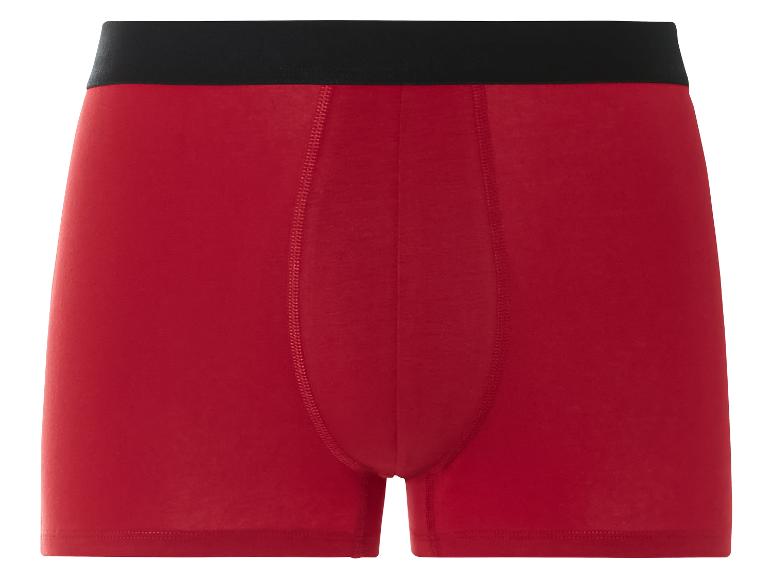 Rote Boxershorts mit schwarzem Bund.