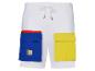 Weiße Shorts mit blauen und gelben Cargotaschen, weißer Kordelzug.