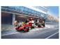 LEGO Ferrari Formel 1 Set mit Rennwagen und Boxenstopp-Team.