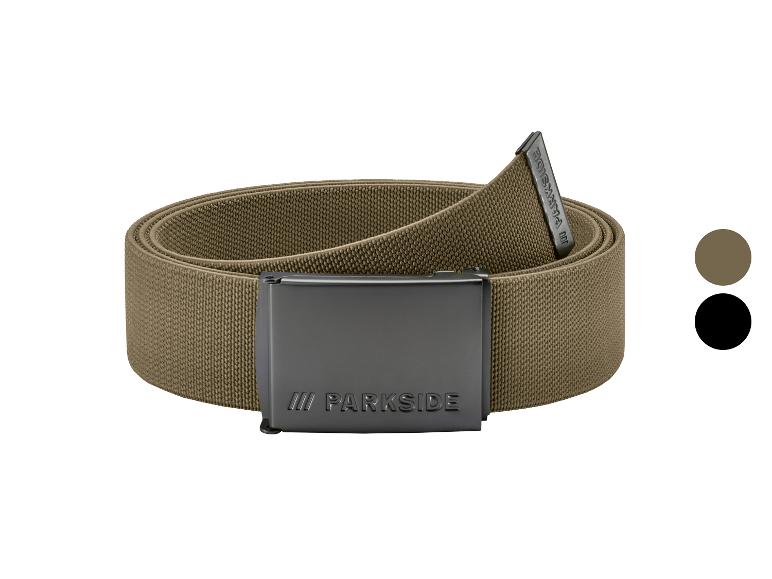 Khaki-Stoffgürtel mit Metallschnalle, präsentiert mit Farboptionen.