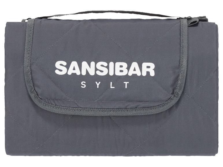 Dunkelgraue, gesteppte Sansibar Sylt Picknickdecke mit Tragegriff.