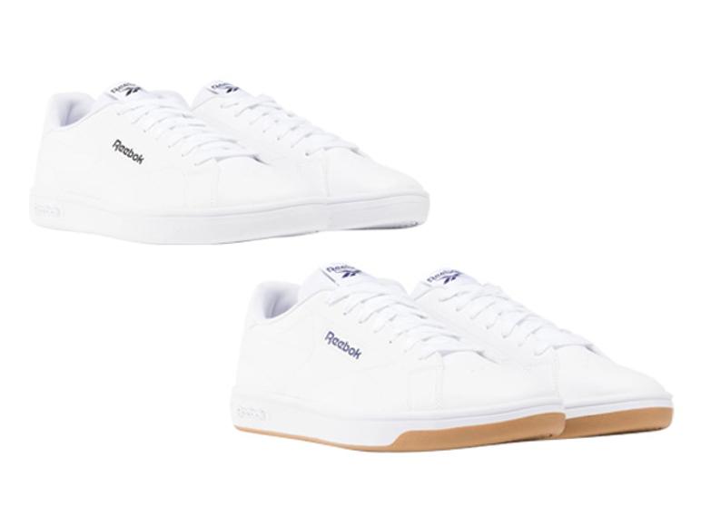 Reebok Damen und Herren Sneaker Match Prime V2 in Weiß und mit brauner Sohle.