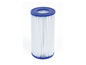 Ein weißer Pool-Filter mit blauem Rand.