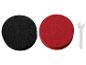Zwei runde Polierschwämme, einer schwarz und einer rot, mit einem kleinen Schraubenschlüssel.