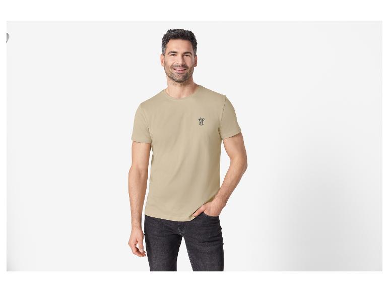 Beige Herren-T-Shirt mit kleinem Logo.