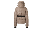 Damen-Winterjacke mit Kapuze und Gürtel, Rückansicht