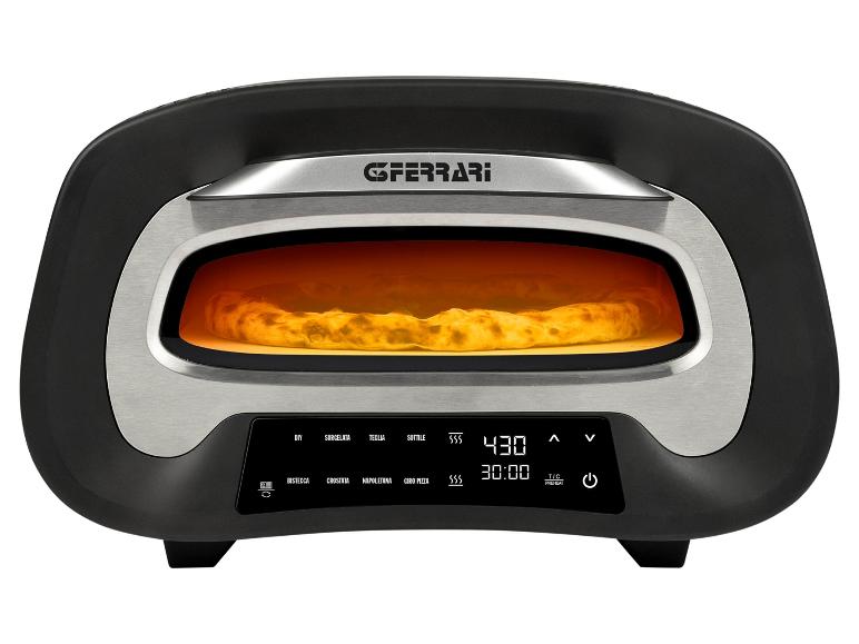 Pizzaofen mit Digitalanzeige, die 430 Grad und 30:00 Minuten anzeigt, mit einer Pizza darin.