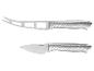 Zwei Käsemesser aus Edelstahl mit strukturierten Griffen, eines mit Gabelspitze.