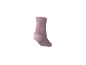 Einzelne rosa Socke mit hellerem Fersen- und Zehenbereich, von der Seite gesehen.