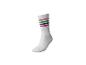 Weiße Socke mit bunten Streifen in Pink, Grün, Blau und Fuchsia.
