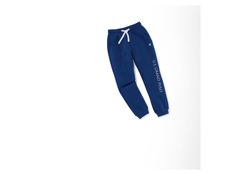 Blaue Jogginghose mit U.S. Grand Polo Logo.
