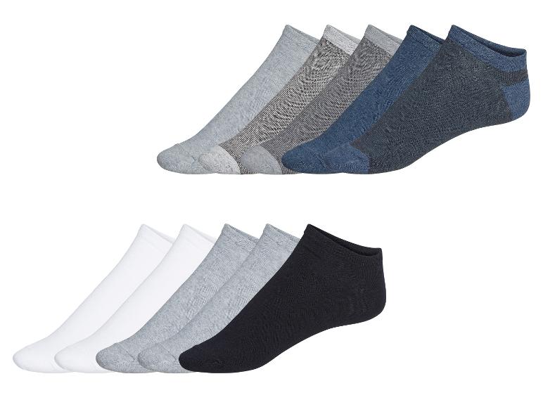 Set Kniestrümpfe: grau, weiß und dunkelblau.