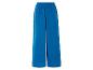 Blaue, weite Hose aus fließender Baumwolle.