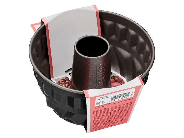 Kaiser Bundt Backform mit Anleitung und Garantieinformationen.