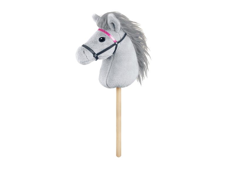 Graues Steckenpferd LENA Hobby Horsing mit rosa Stirnband.