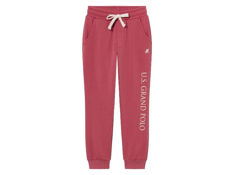 Rote Jogginghose mit U.S. Grand Polo Logo.
