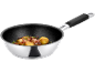 Wokpfanne mit Kartoffeln, Speck und Rosmarin