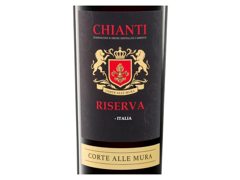 Chianti Riserva Rotwein-Etikett mit Wappen und goldenem Text.