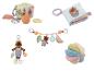 Babyspielzeug-Set mit Capybara- und Fruchtthema, bestehend aus Würfel, Buch und Rasseln.