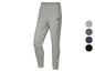 Graue Nike Jogginghose mit schwarzem Swoosh.