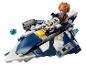 LEGO Star Wars Raumschiff mit Plo Koon Minifigur und Astromech-Droiden.