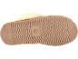 Unterseite eines beigen Hausschuhs mit gewelltem Sohlenmuster und Friedenszeichen-Logo.