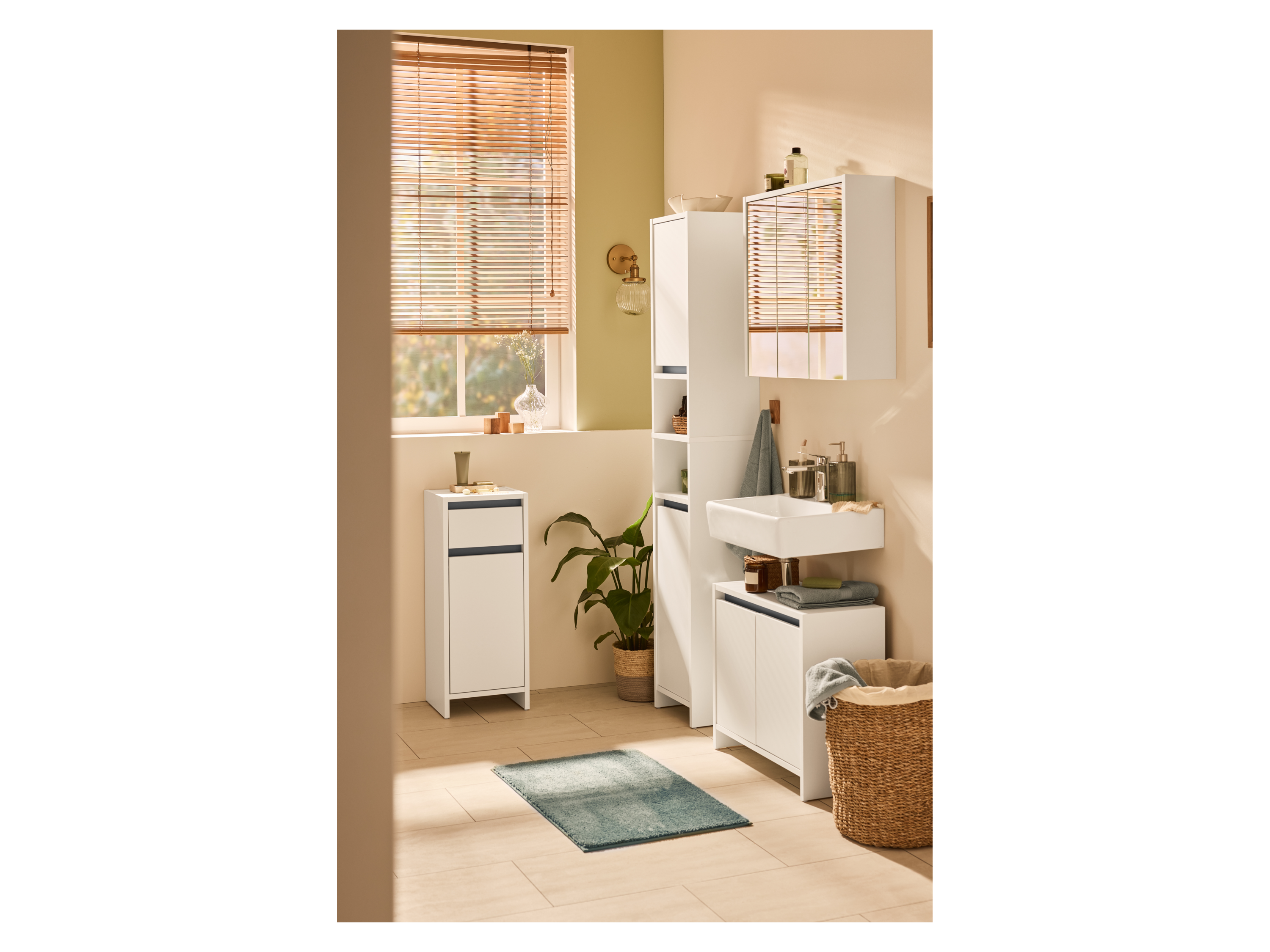 Thumbnail - LIVARNO home Spiegelschrank »Oslo«, kratzfest und pflegeleicht