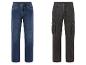 Zwei Jeans: eine blaue und eine schwarze Cargohose.