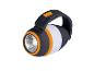 Robuste Taschenlampe mit integriertem Griff, schwarz-orange Design.
