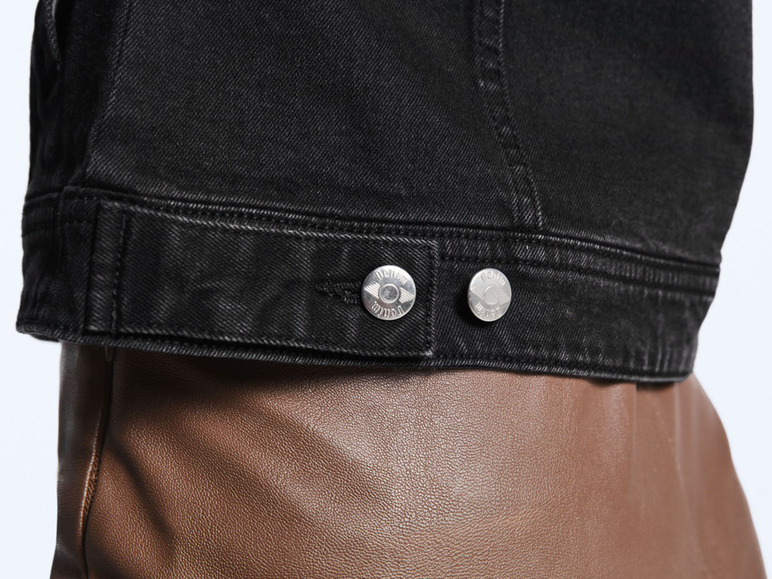 Gehe zu Vollbildansicht: esmara® Damen Jeansjacke, leicht tailliert, mit Kentkragen - Bild 6