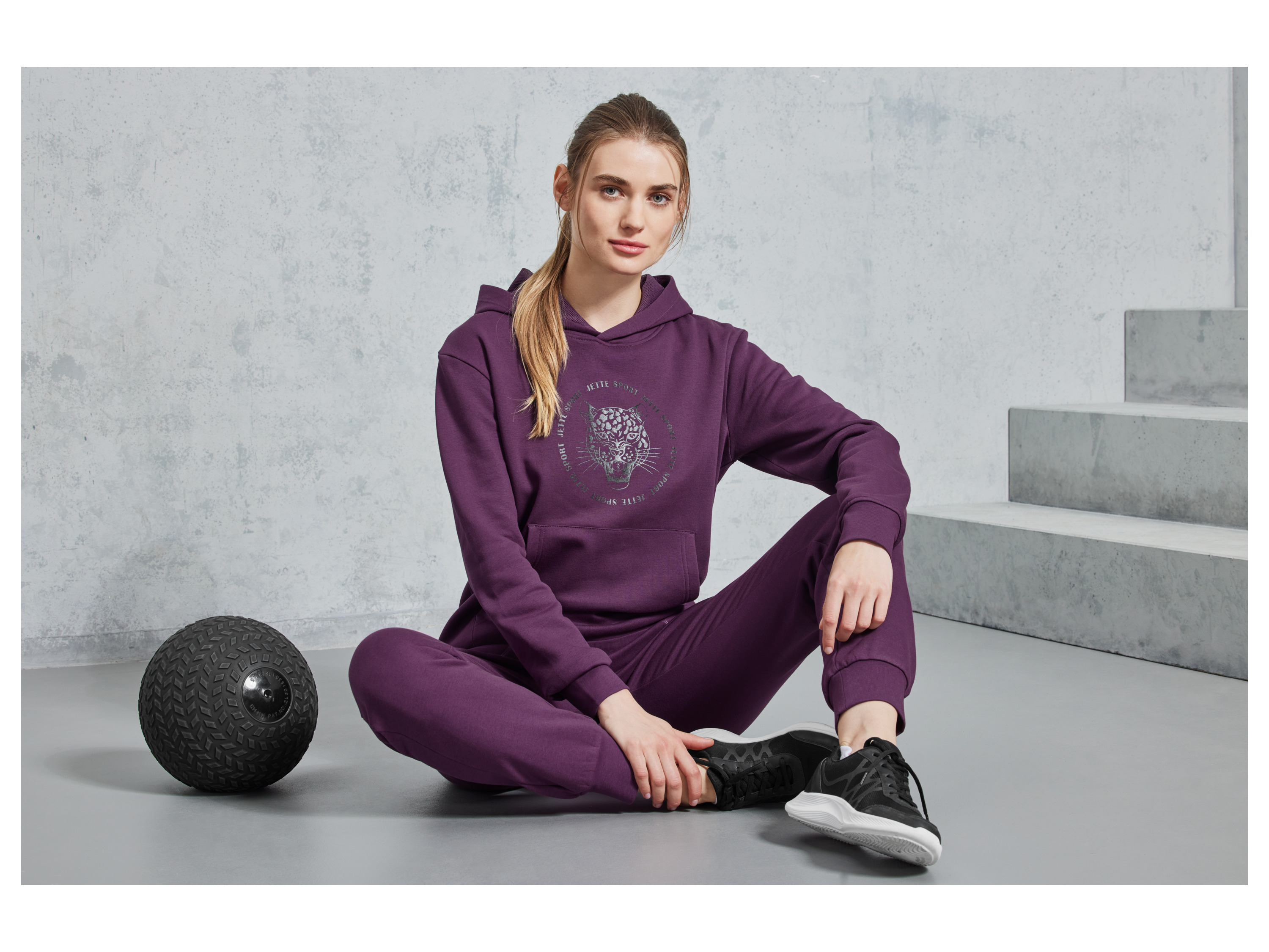 CRIVIT BY JETTE SPORT Damen Sweatpullover (Lila, XS(32/34)) – Bild 2 von 4