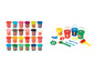 Play-Doh Knete in Bechern und Eimern mit Zubehör.