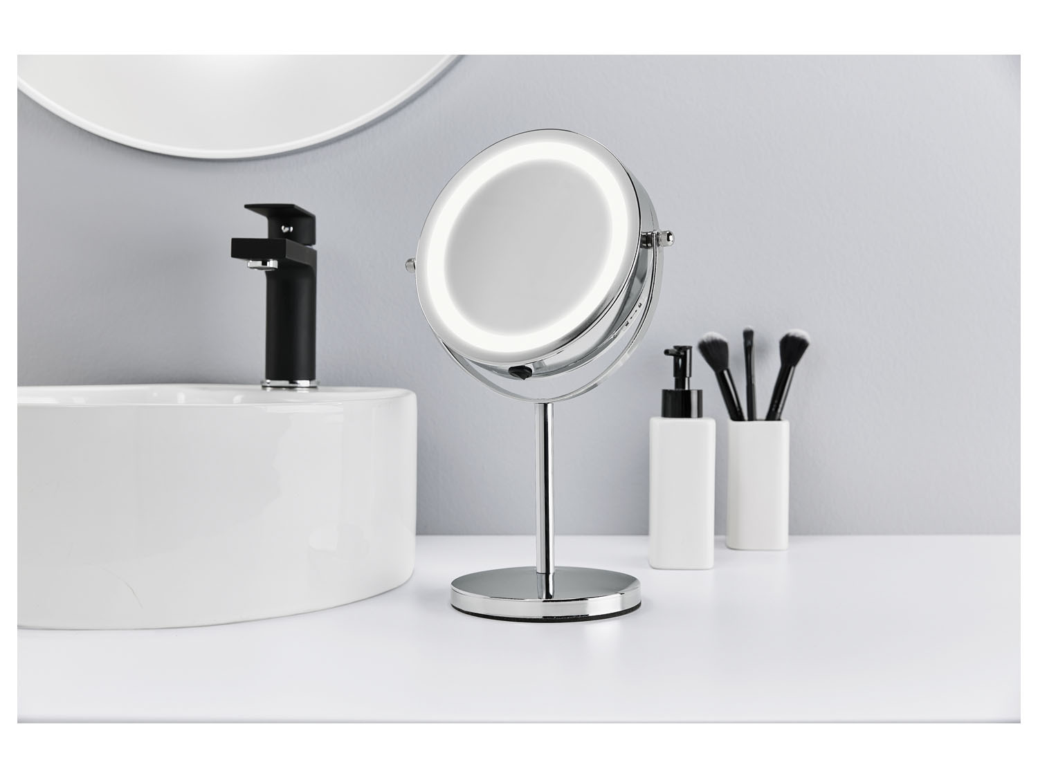Verkaufsstand LIVARNO home Kosmetikspiegel LIDL kaufen online | LED