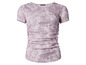 Ein rosa T-Shirt mit Schlangenmuster.