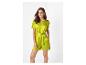 Eleganter, limefarbener Satin-Jumpsuit mit kurzer Hose.