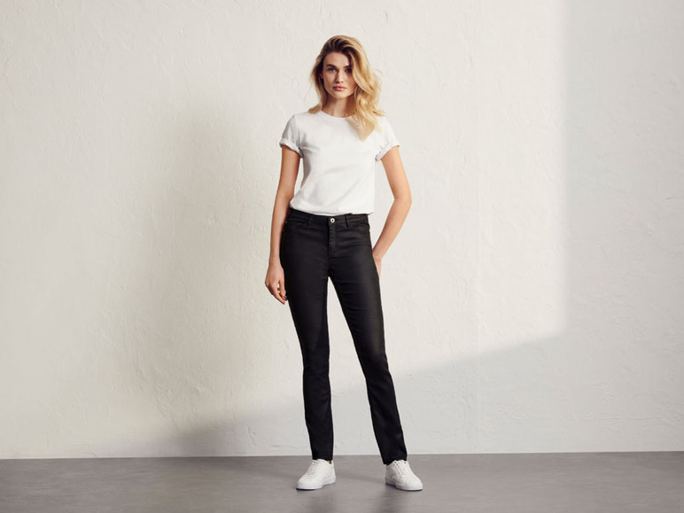 Gehe zu Vollbildansicht: esmara® Damen Jeans, Slim Fit, im 5-Pocket-Style - Bild 4