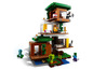 LEGO Minecraft Baumhaus mit verschiedenen Figuren, darunter ein Zombie und ein Creeper.
