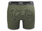 Olivgrüne Herren-Boxershorts mit feinen schwarzen Streifen und schwarzem Gummibund.
