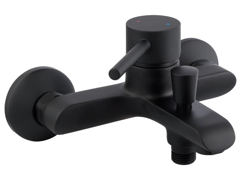 Ein schwarzer Duschmischer mit einem runden Knopf und einem Hebel.