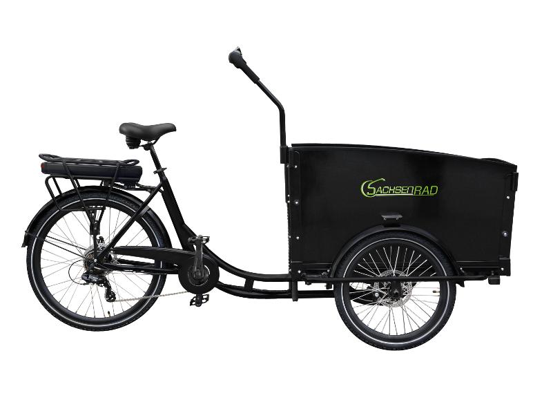 Schwarzes dreirädriges SachsenRAD Elektro-Lastenrad mit Transportbox.
