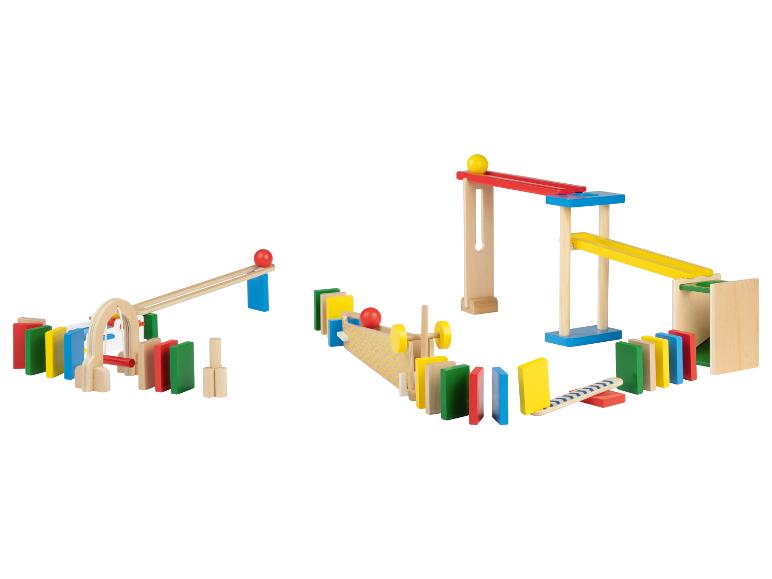 Holzspielzeug zum Stapeln und Rutschen