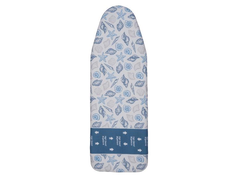 Bügelbrettbezug mit Muschel- und Seesternmuster, mit der Aufschrift „High Speed Bügelzone“.