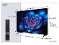 50-Zoll-Fernseher mit Fernbedienung und detaillierten Abmessungen.