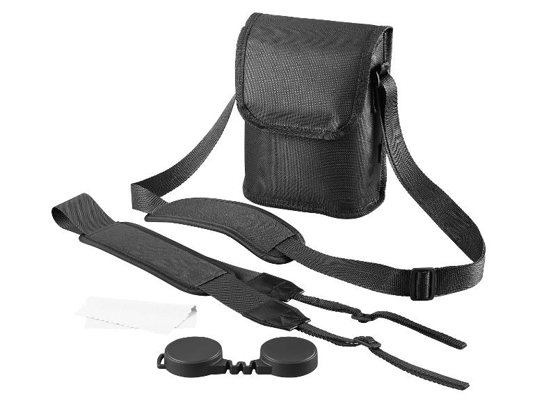 Schwarzes Fernglasetui und Gurte-Set mit Objektivdeckeln und einem Reinigungstuch.