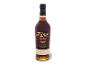 Eine Flasche Zacapa Centenario Solera Gran Reserva Rum.