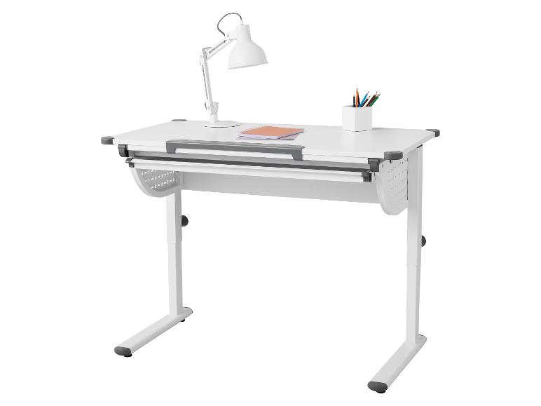 Weißer verstellbarer Kinderschreibtisch mit Lampe, Notizbuch und Stiftehalter.