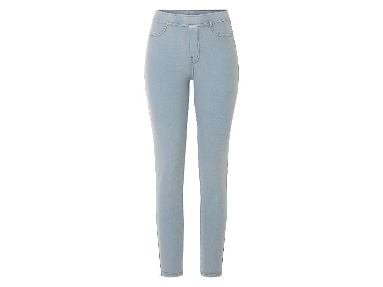 Hellblaue Jeans-Jeggings.
